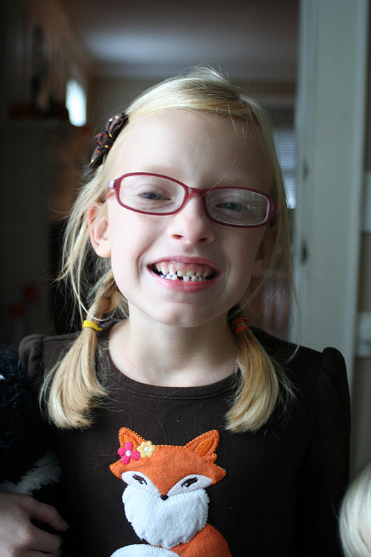 Little Page Turners A loose tooth!