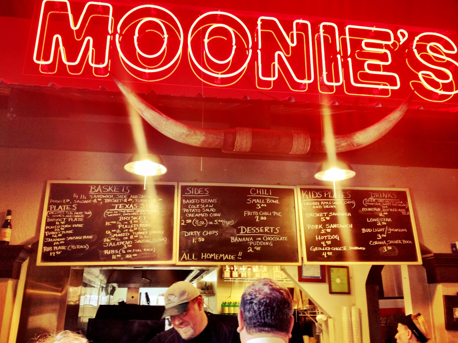 The Barbecue Hunt Moonie's Texas Barbecue (Flowery Branch, GA)