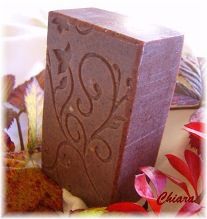  "Antioxidáns" kecsketej szappan szőlőmagőrleménnyel és szőlőmag olajjal.