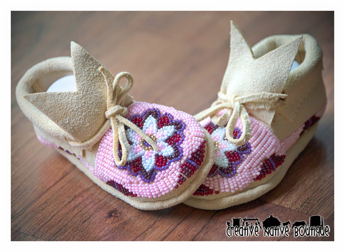 Creative Native Boutique Fully Beaded Baby Moccasins size 2