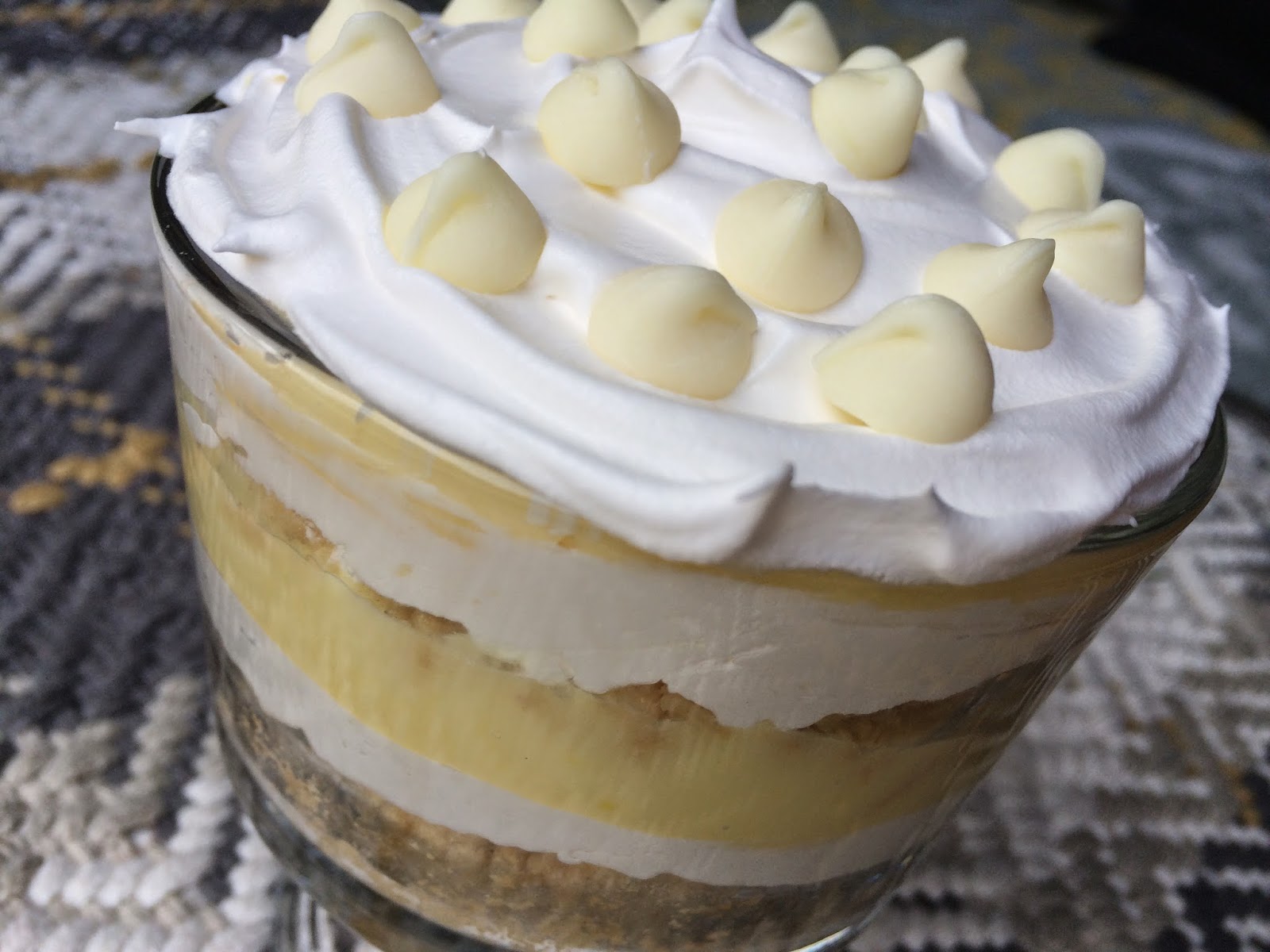 Individual Vanilla Cookie Trifles