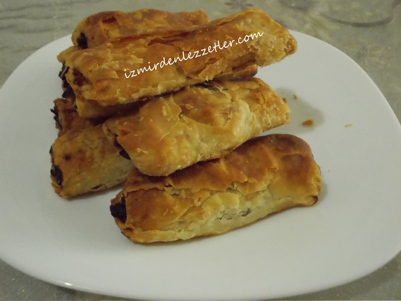 Elde Açma Patatesli Börek İzmirdenlezzetler