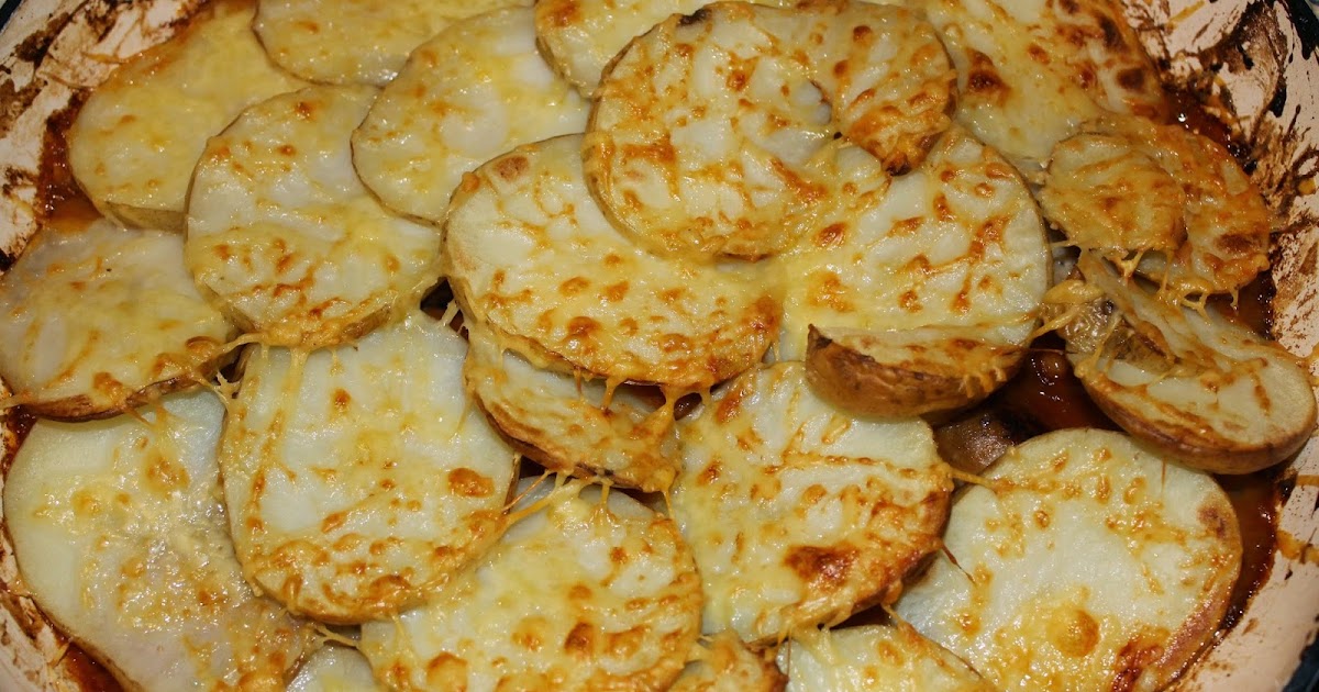 JibberJabberUK Sausage, baked bean and potato bake