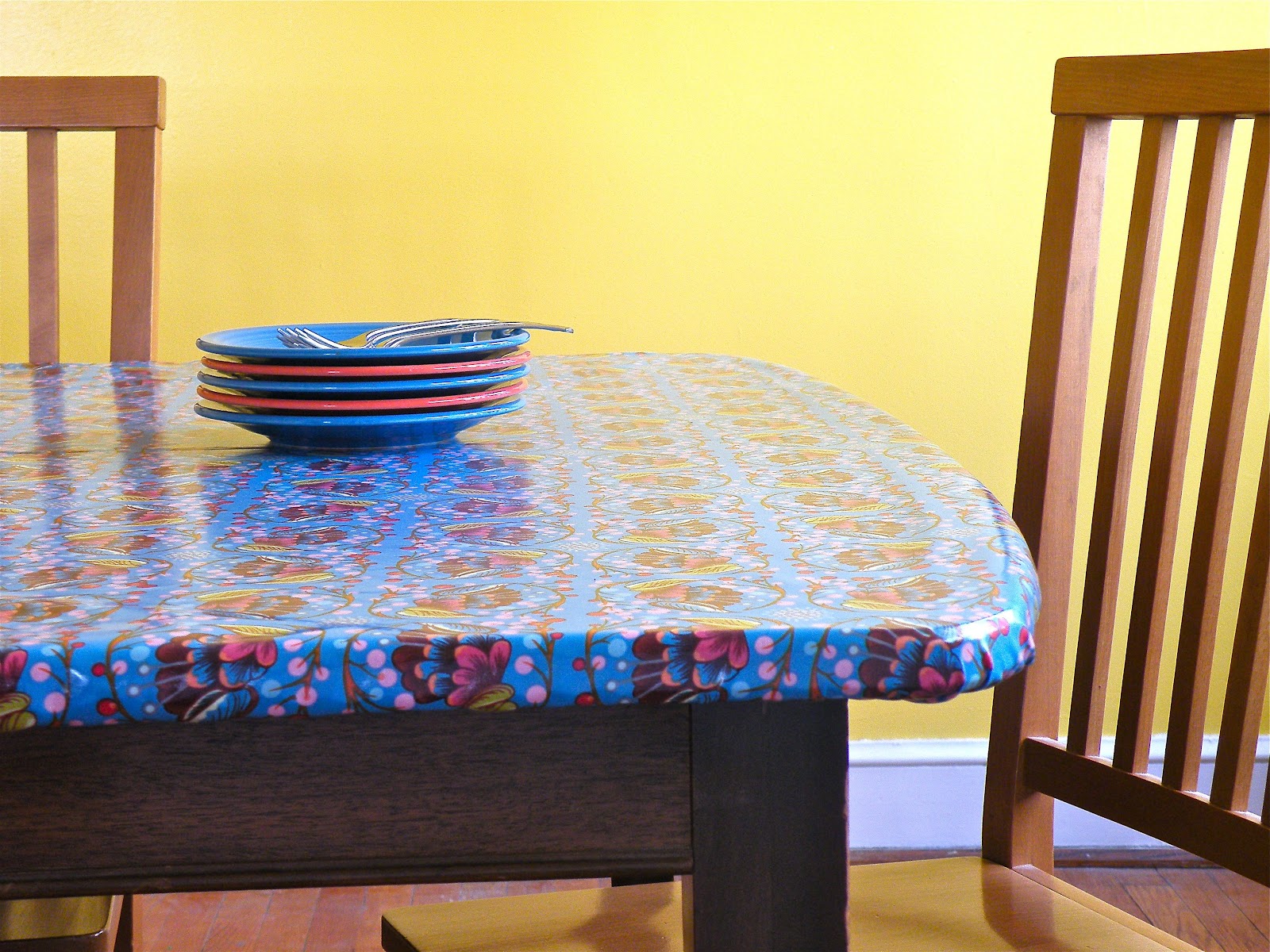 fitted dining room table covers