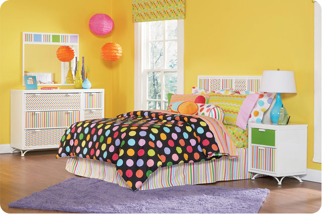 Muebles y Decoración de Interiores - DEMODI : Dormitorios de Color Amarillo