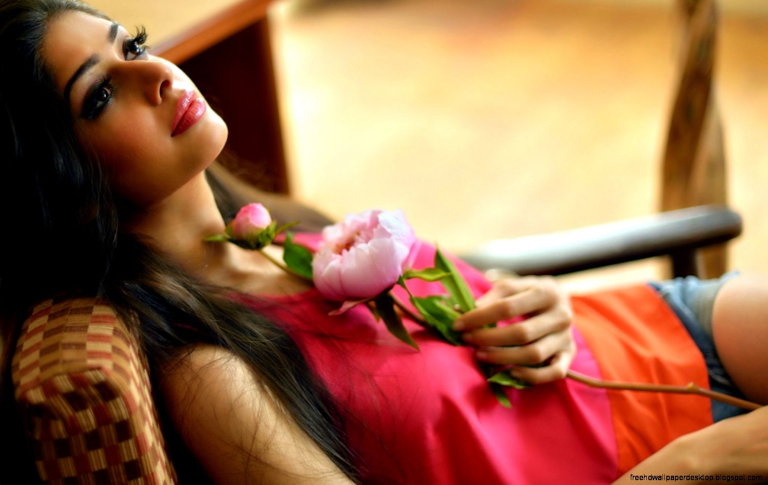 20 Beautiful HD Brunette Wallpapers 20 Beautiful HD Brunette Wallpapers