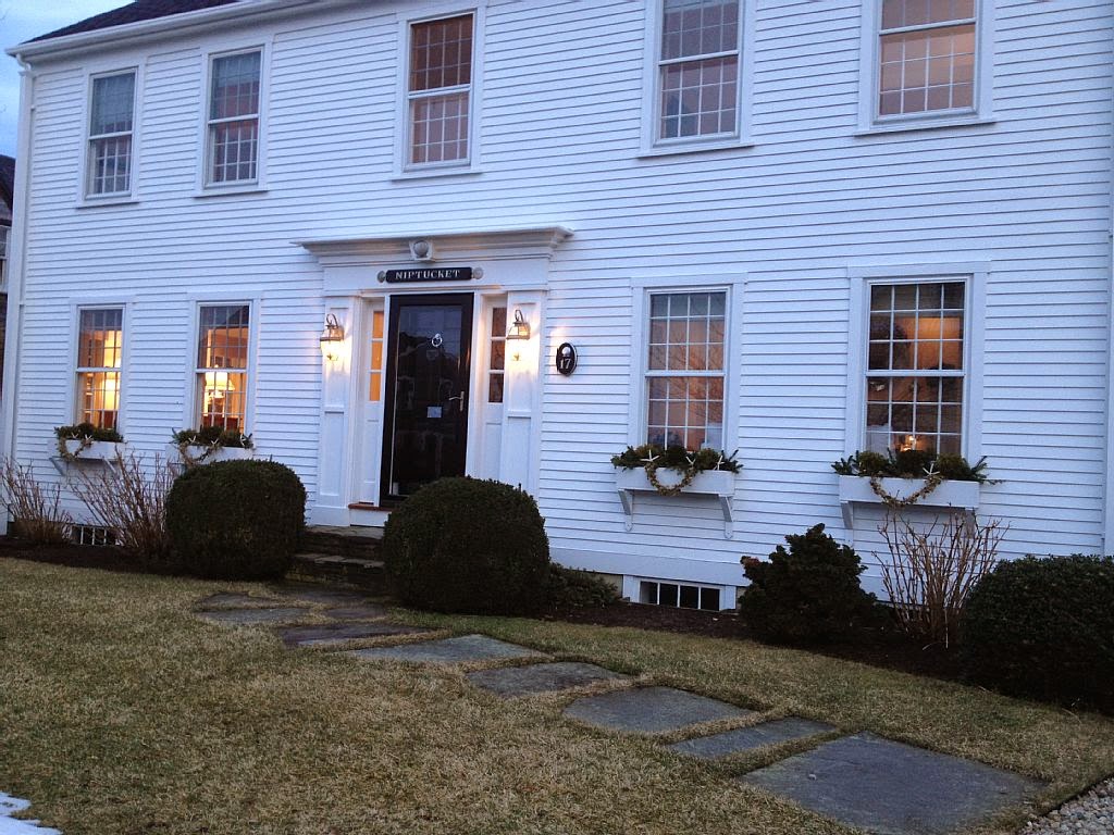 TRISHA TROUTZ Nantucket Homes No 4