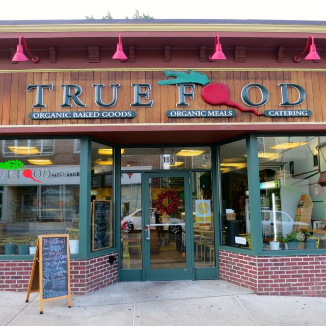 The Veracious Vegan True Food Nyack Ny True Food S Logo States Real Good Their Mission Is To Offer Delicious Fresh Wholesome Dishes Salads Sandwiches Soups Entrees And Baked