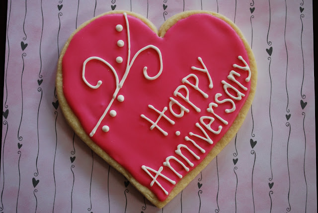 Wedding Anniversary Cakes 2011 Posted by Latest Update Mehndi Designs 