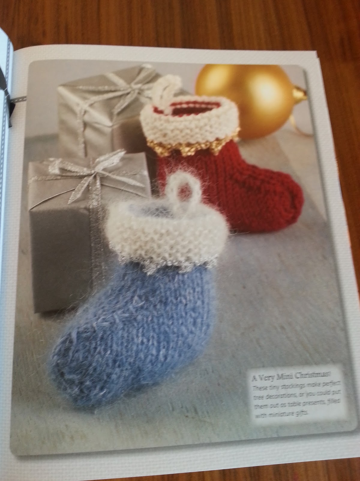 Little Christmas Decorations to Knit & Crochet Book Review Crochet