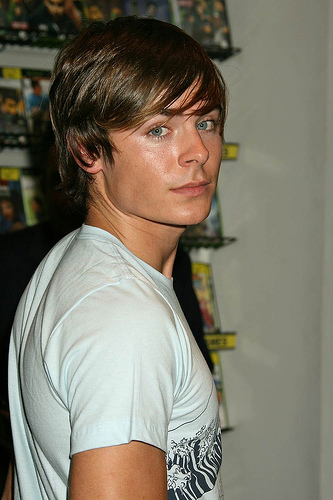 Wao Wao Men Medium Length Hairstyles