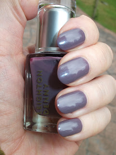 Leighton Denny Leading Lilac