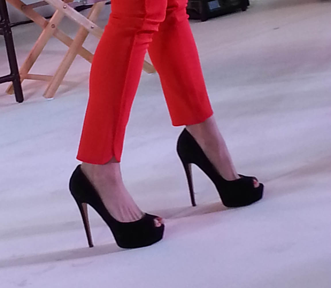 ONE GLEEFUL VISIT FOR COCACOLA FashionistArchitect