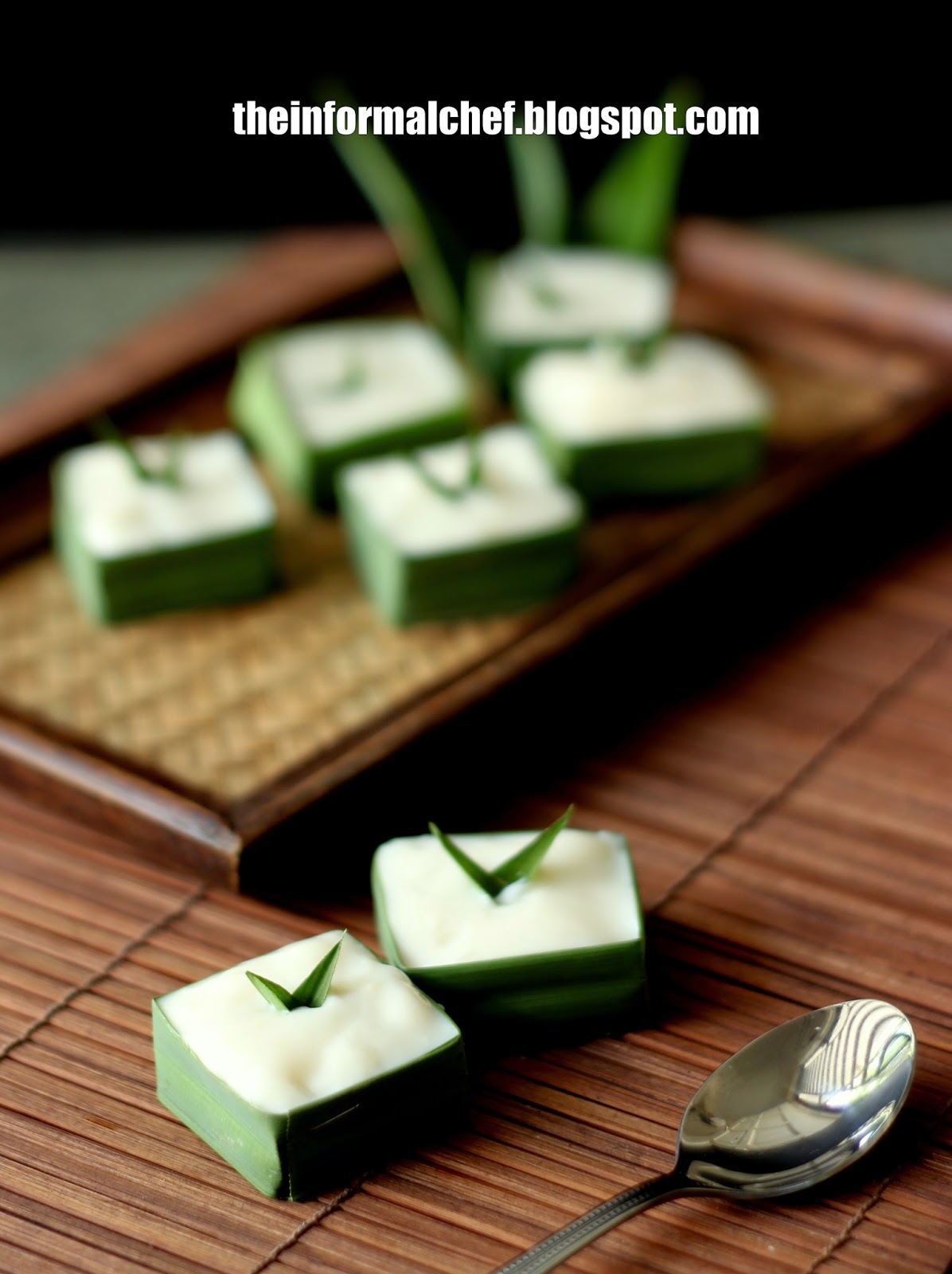 The Informal Chef Water Chestnut Coconut Pandan Pudding/Kuih Tako 香兰马蹄糕