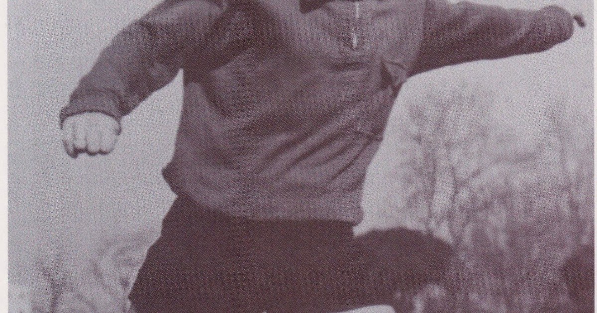 Urheilun historia Aulis Rytkönen mestaripelaaja Mölymäeltä Toulouseen