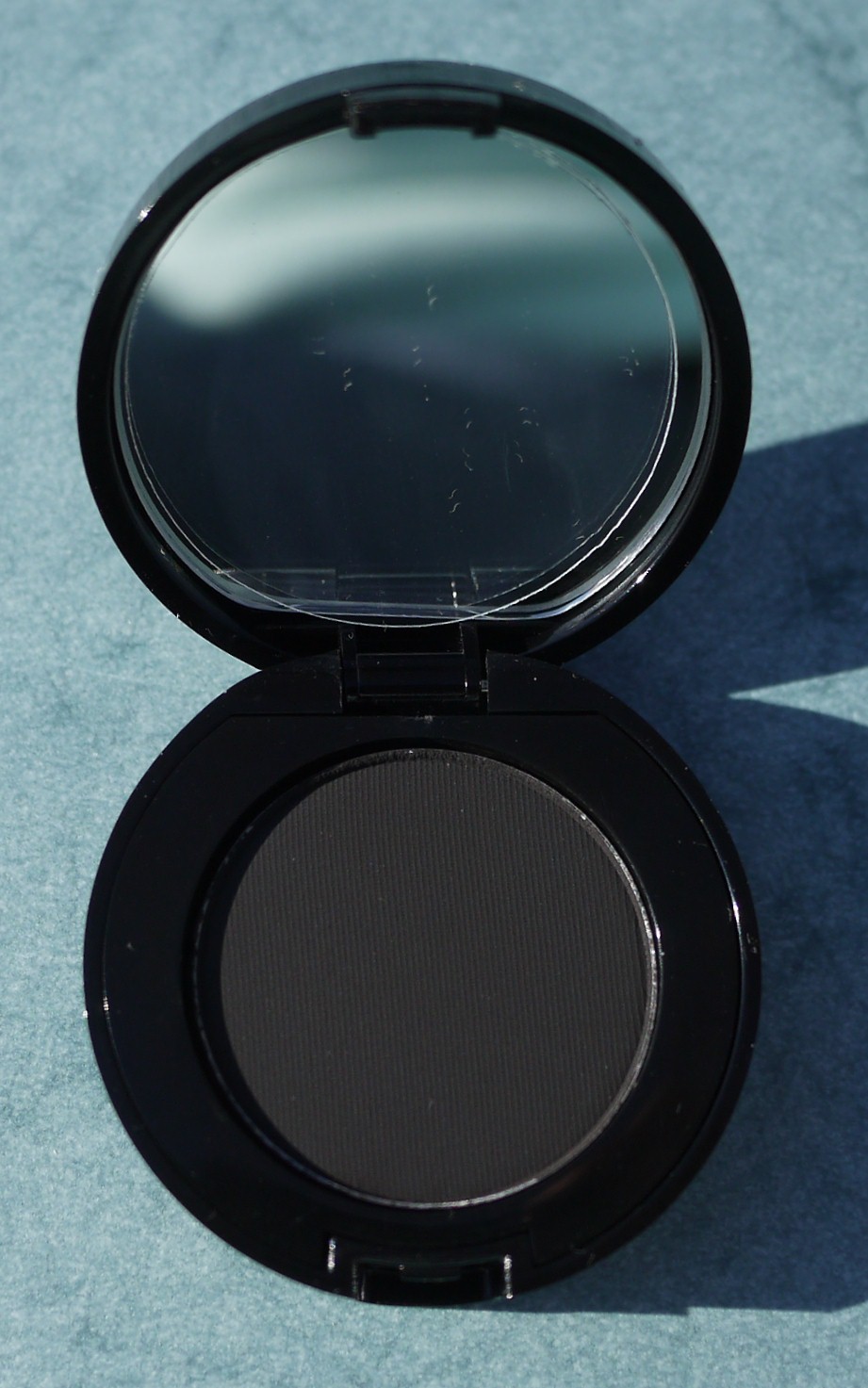 Best Things in Beauty Bobbi Brown Kohl Cake Liner