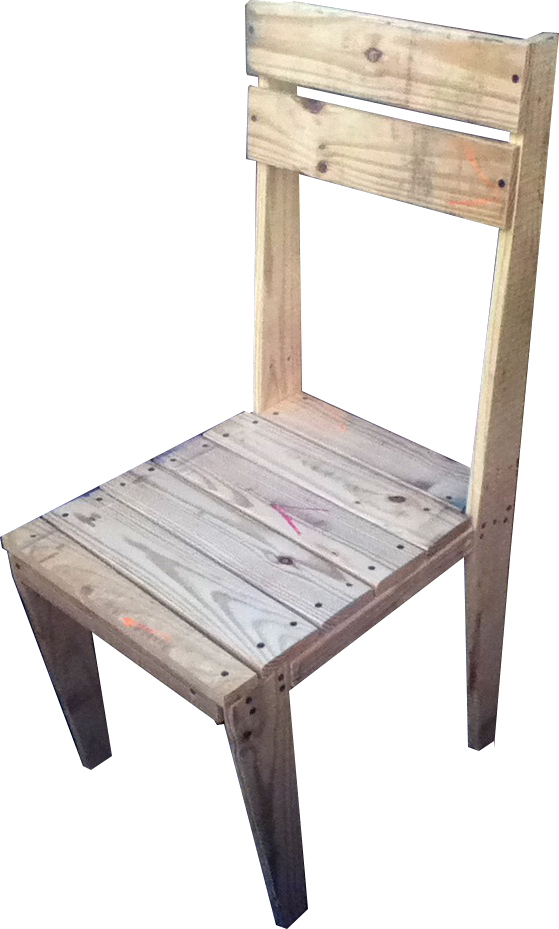 Upcycle Us A chair made from a shipping pallet (4/4)