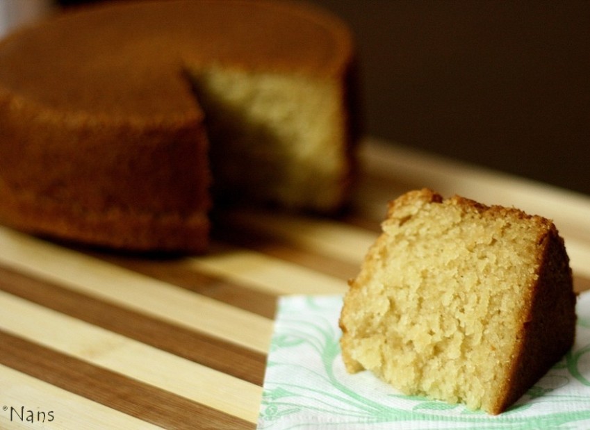 Nan's yumyums! Vanilla Tea Cake [Eggless]