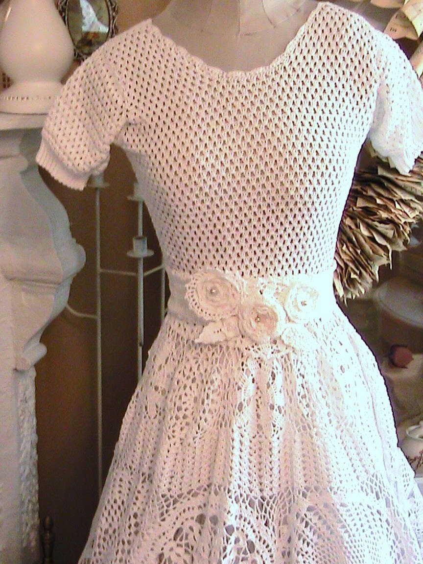 Katty's Cosy Cove Making Another Doily Dress