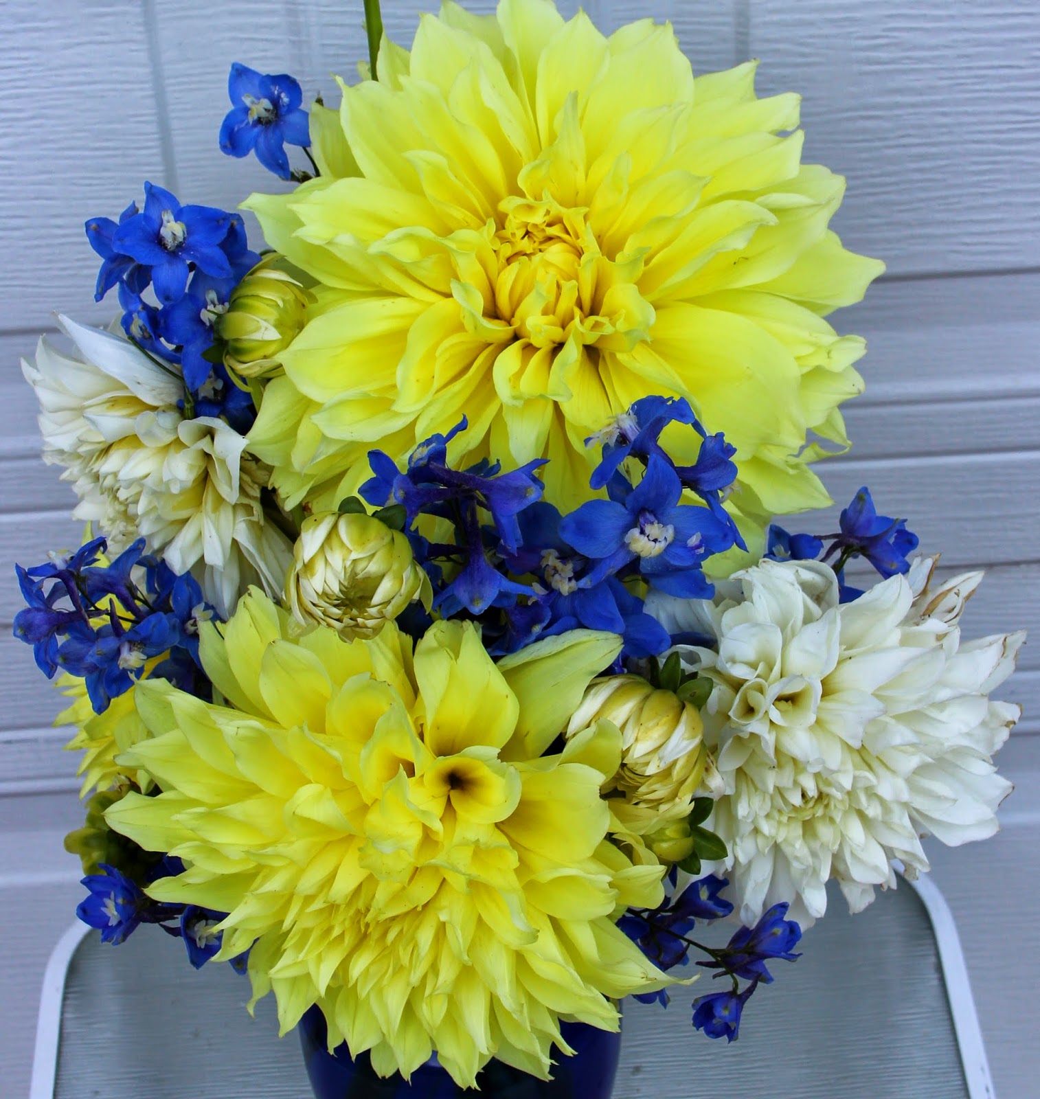 Late summer bouquets using Dinner Plate Dahlias Sowing the Seeds
