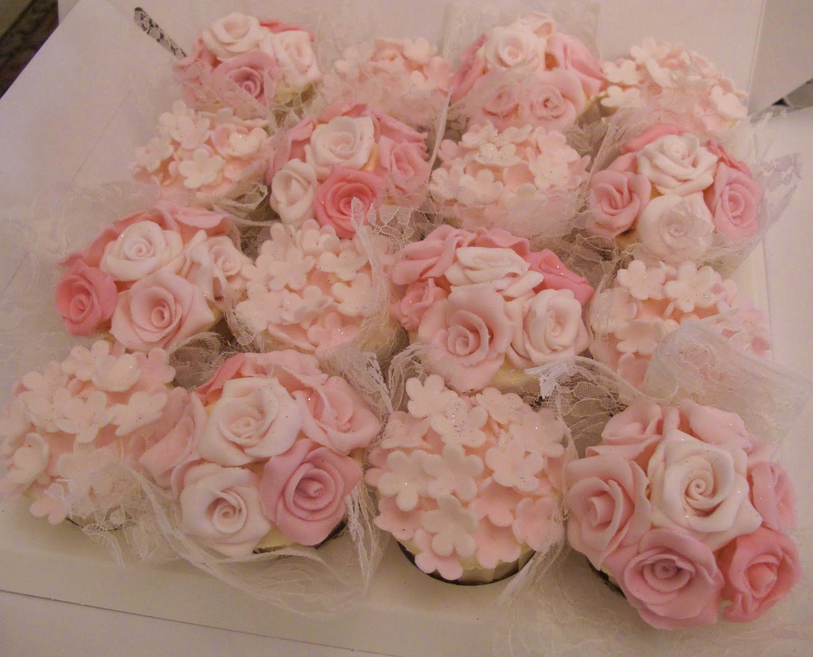 Lace Cupcakes