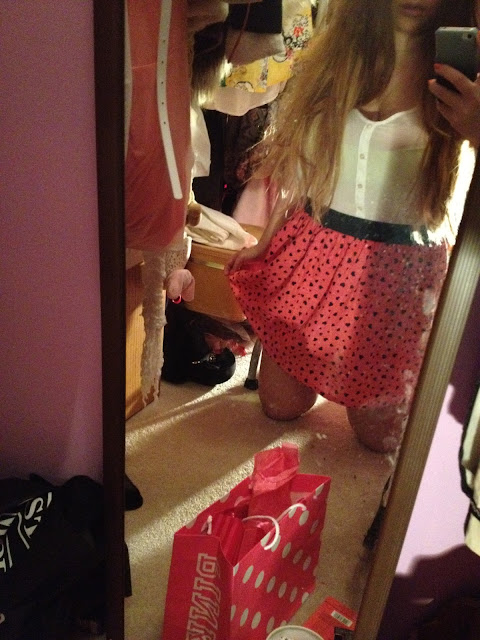 outfit of the day, H&M heart print skirt, Cotton On blouse