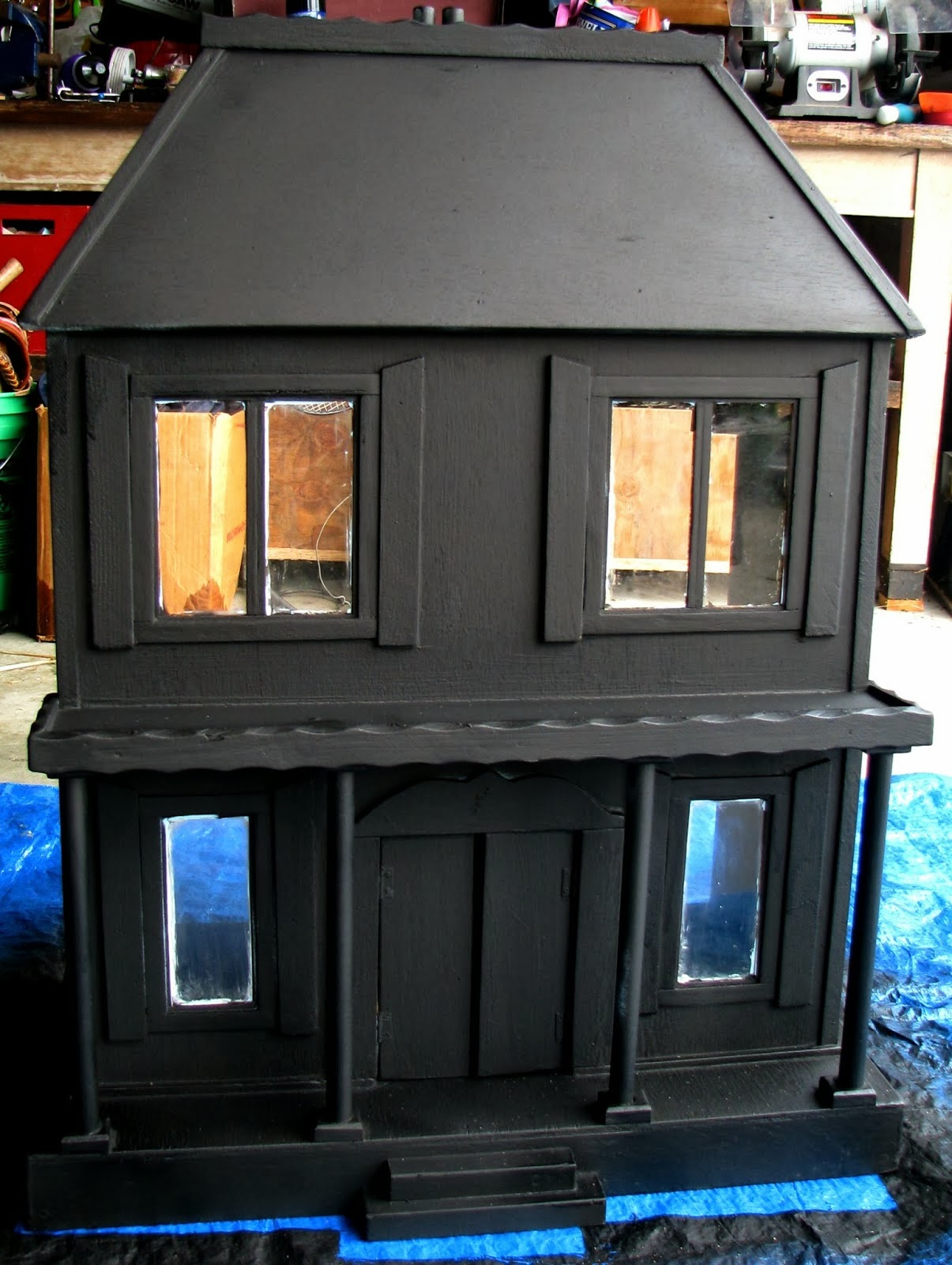 Musings from Kim K. Tiny tweaks...haunted dollhouse BIG reveal!