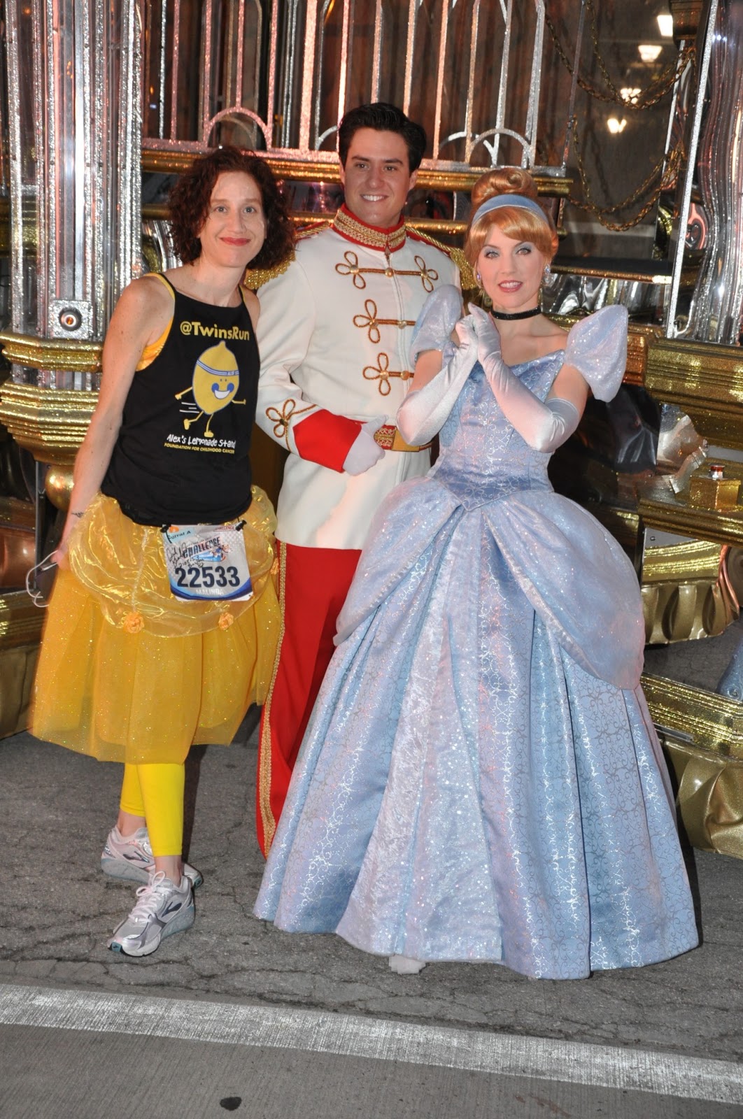 Vous aimez les nouvelles robes pour les princesses? Prince+Charming+and+Cinderella