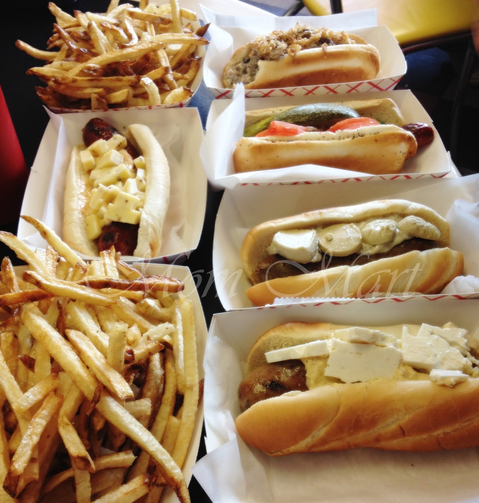 Mom Mart The day of the dog in Chicago… Hot dog!