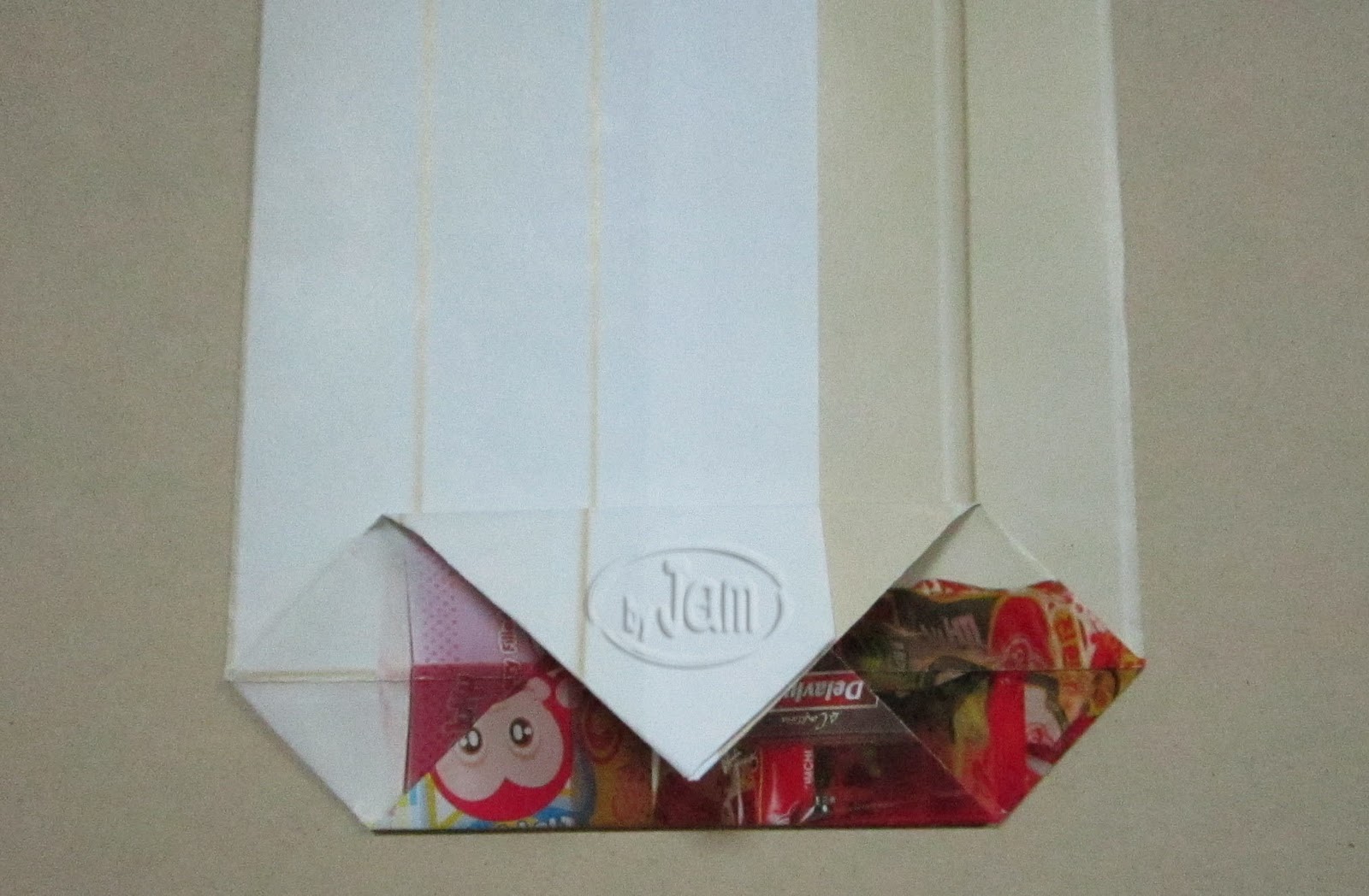 How to Reuse Paper as Gift Bag. D . I . Y . Done ! It 's Yours