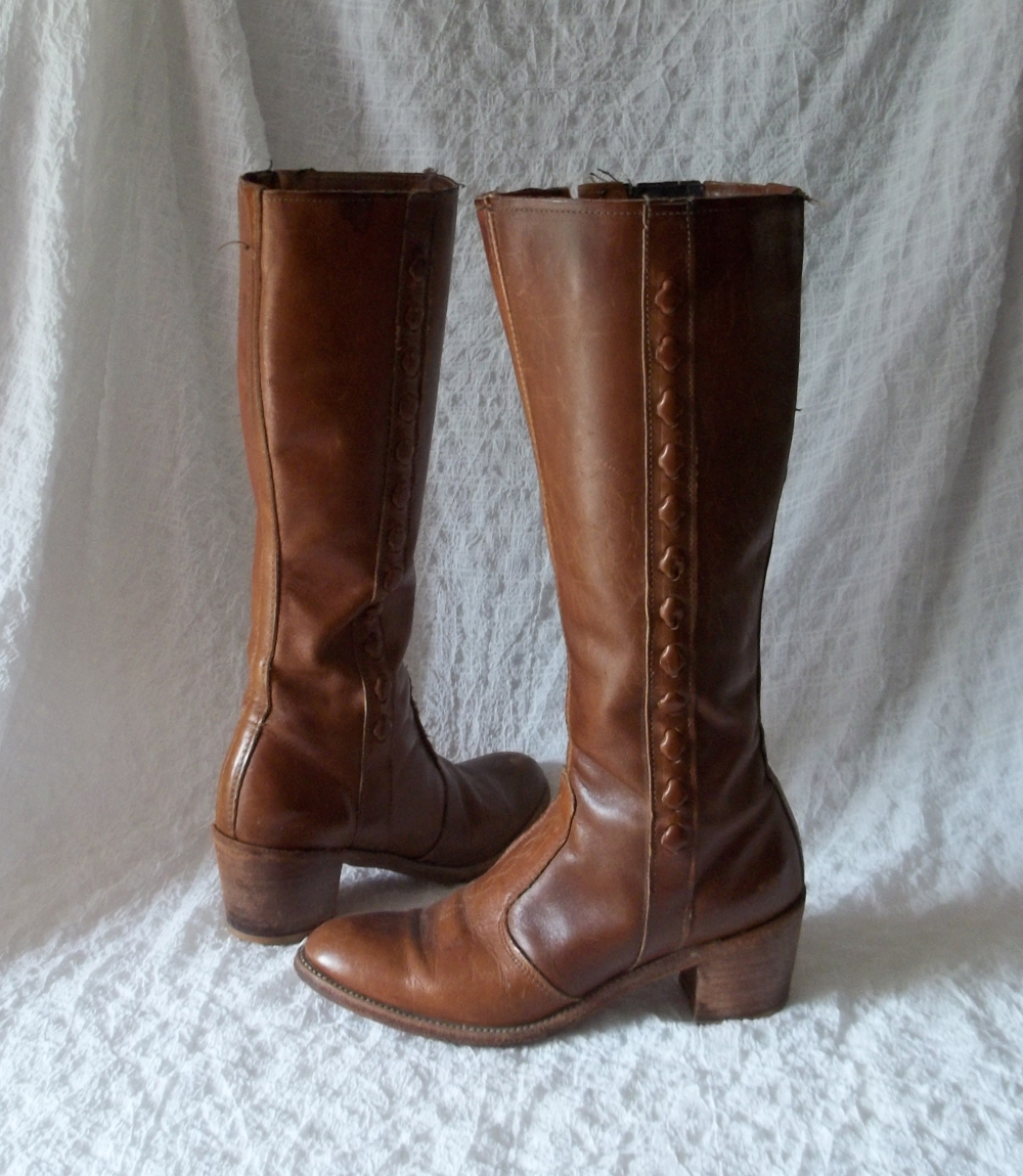 inexpensive leather boots