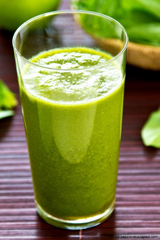 Groovy Green Smoothie KitchMe Groovy Green Smoothie KitchMe