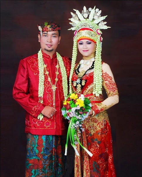Pernikahan Adat Madura Pernikahan Adat Madura