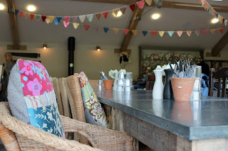 Knitted bunting