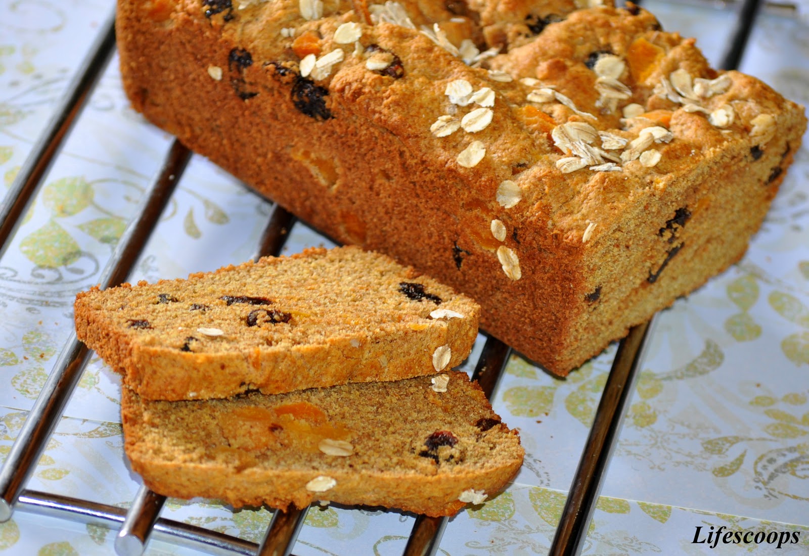 Life Scoops Whole Wheat Apricot and Raisin Bread