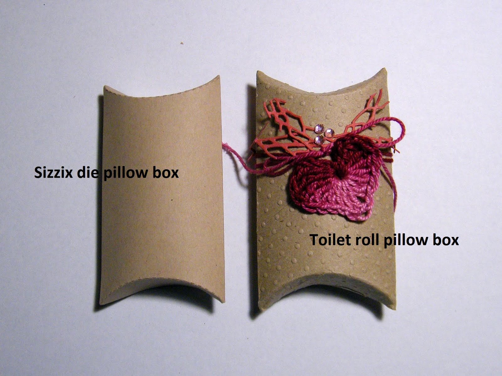 Valita's Creative Designs Toilet roll pillow box