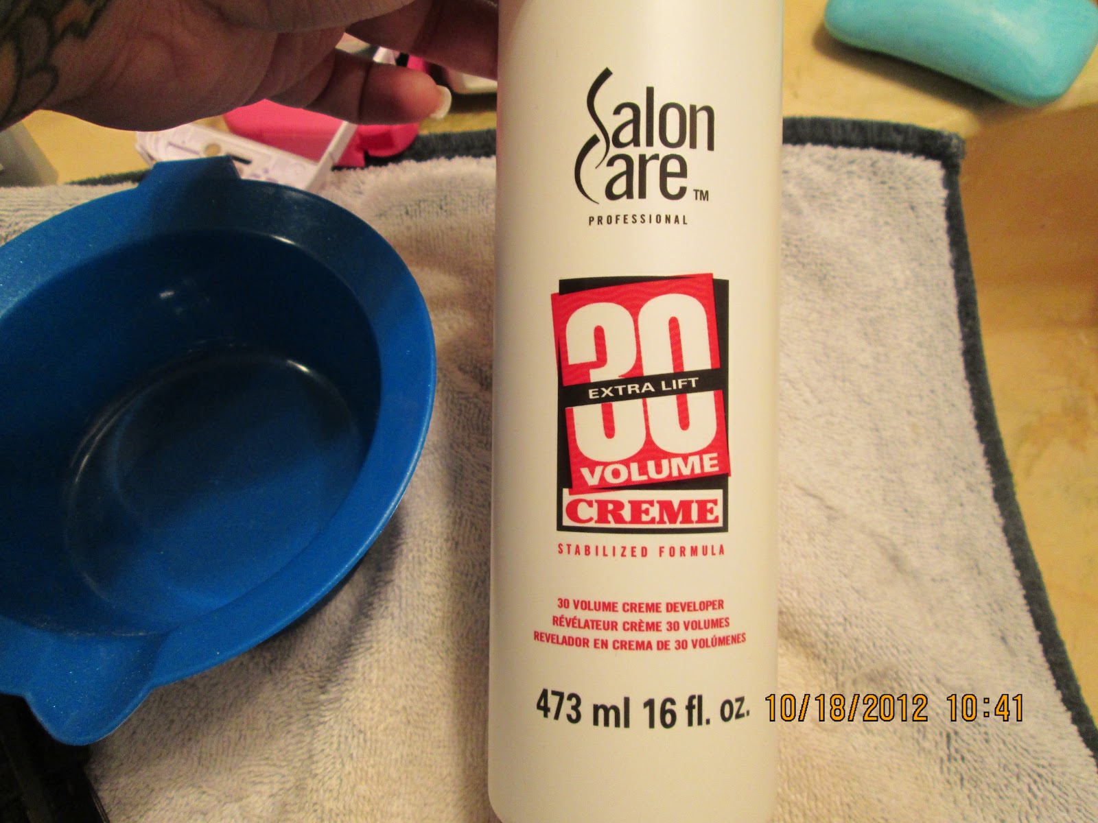 How to safely bleach over blue hair - wide 8