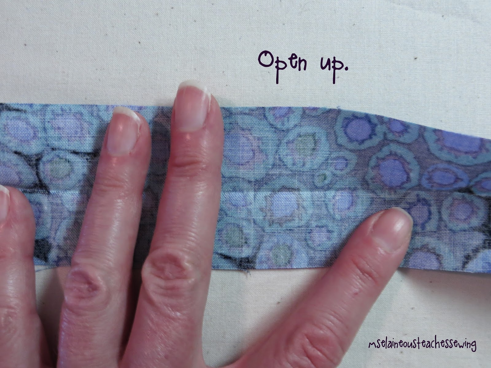 Ms. Elaineous Teaches Sewing How to Make Extra Wide Double Fold Bias Tape