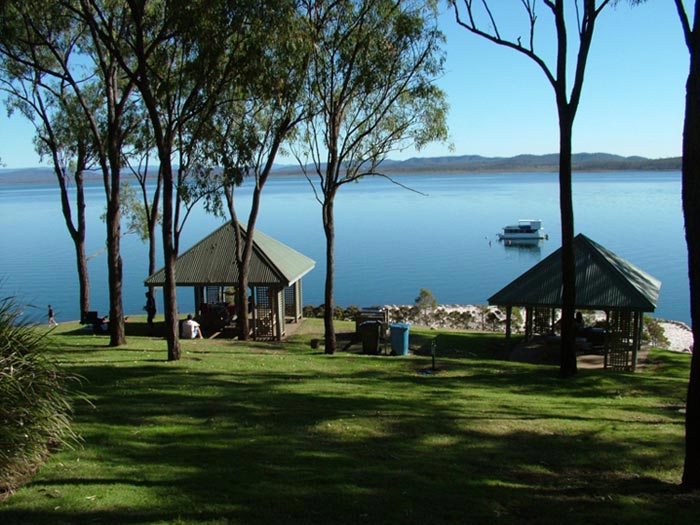 Oceanview Diving Lake Awoonga or Facing Island
