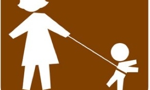 child-leash.jpg