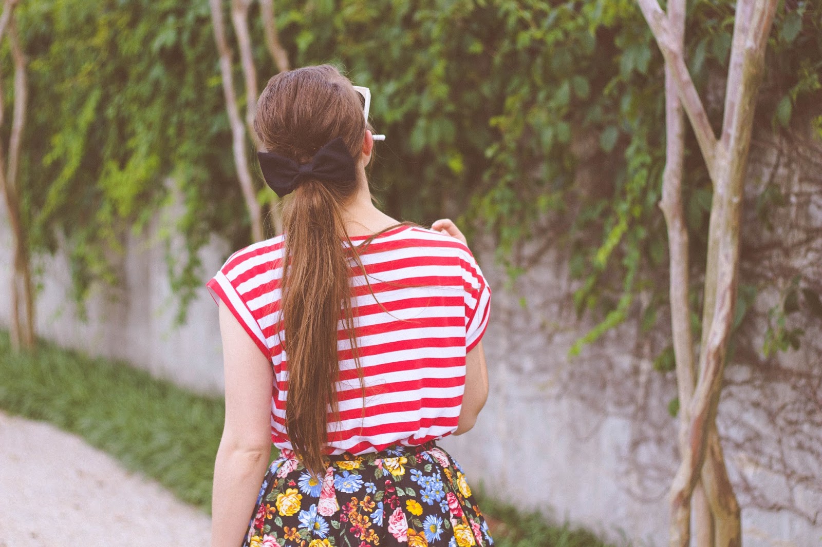 Mixing prints outfit, striped t shirt, floral mini skirt, forever 21, asos, retro style, 60's style, style, fashion, girly, french, lana del rey style, taylor swift style, personal style blogger, film blogger, movie blogger. cinema, vintage
