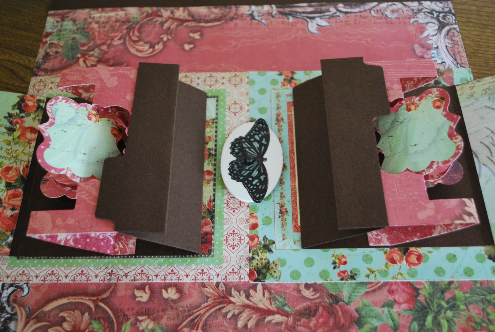 Patsy's Piddlings Scrapbook Popup pages....