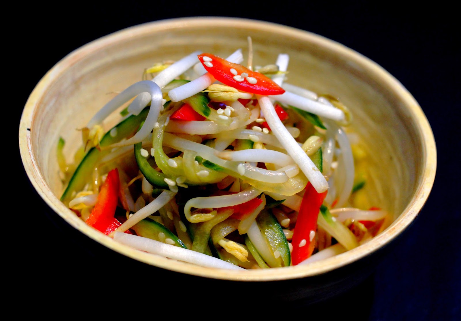 Invitations aux voyages culinaires S137 SALADE SOJA