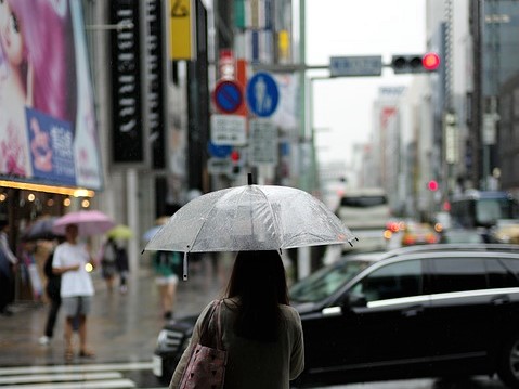 今日(20)天氣也還是和昨天類似,各地大部分時間為陰天,有時會有短暫雨出現,臺灣各地及澎湖、金門、馬祖有局部短暫陣雨。 今日(20)天氣也還是和昨天類似,各地大部分時間為陰天,有時會有短暫雨出現,臺灣各地及澎湖、金門、馬祖有局部短暫陣雨。