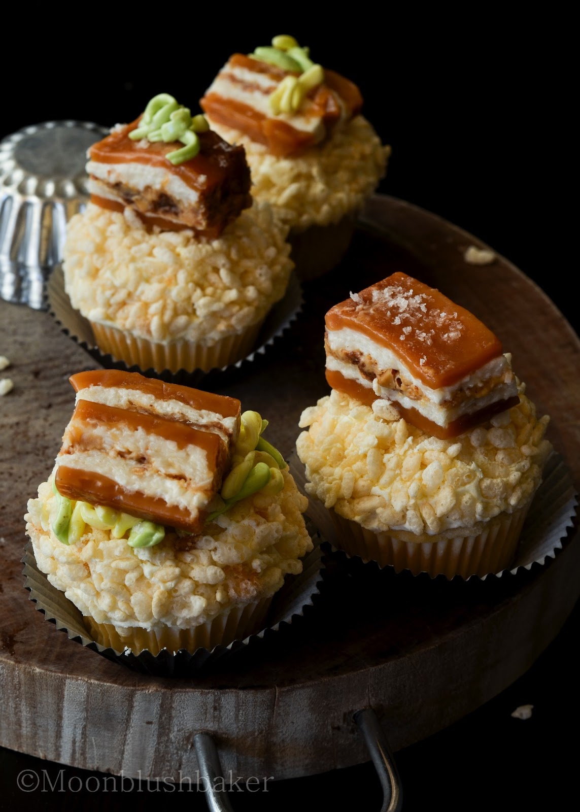 For the love of…// Very Vanilla bacon cupcakes with "pork belly