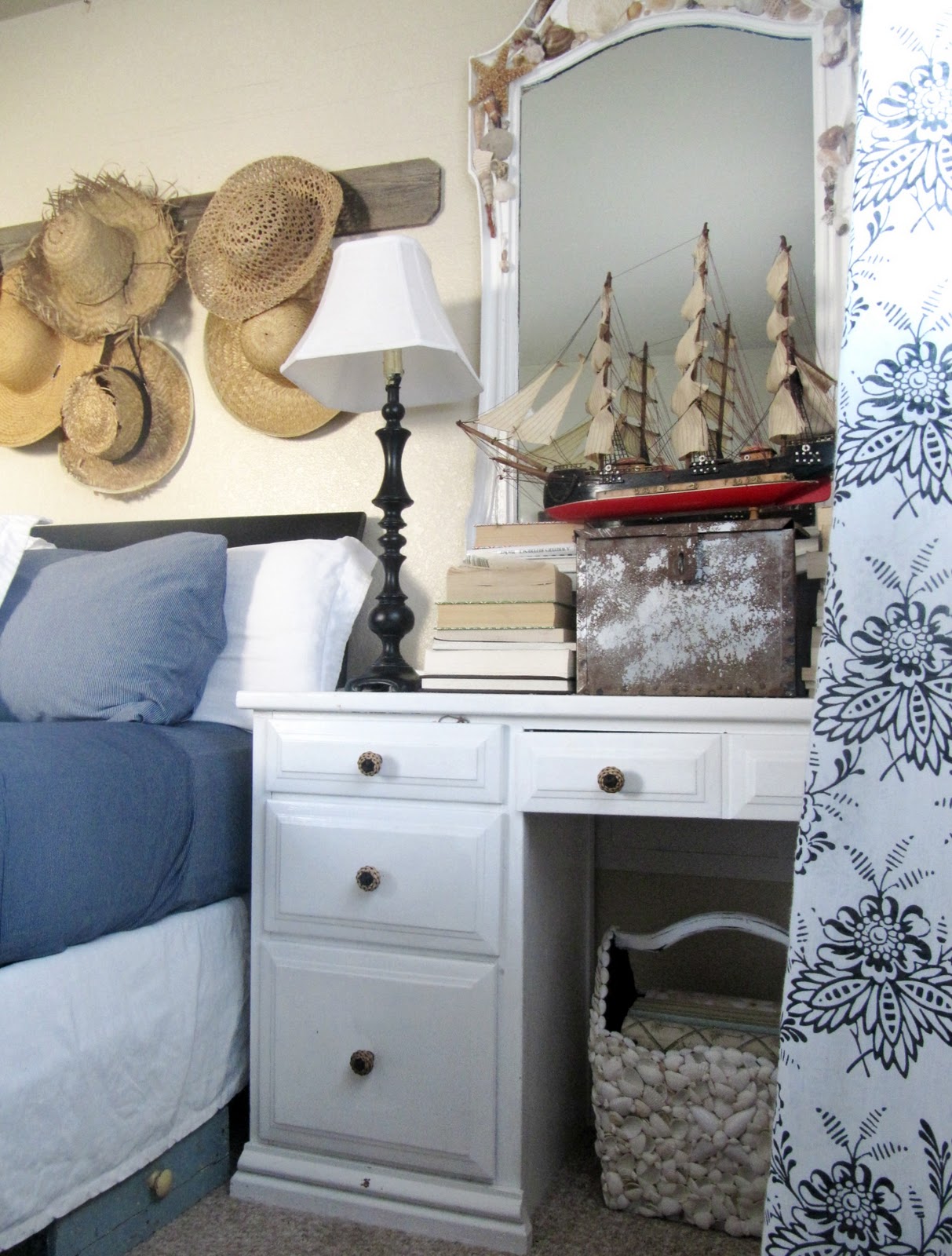 Decorating with Straw Hats { Part 2 } The Wicker House