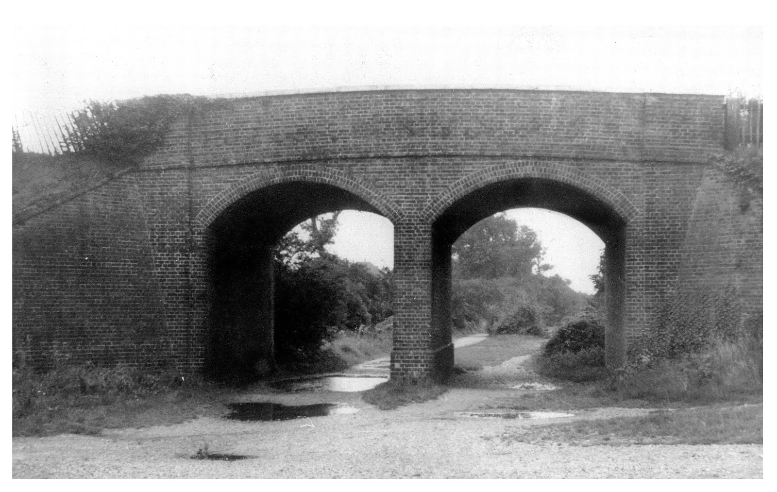 Clayhall Arch