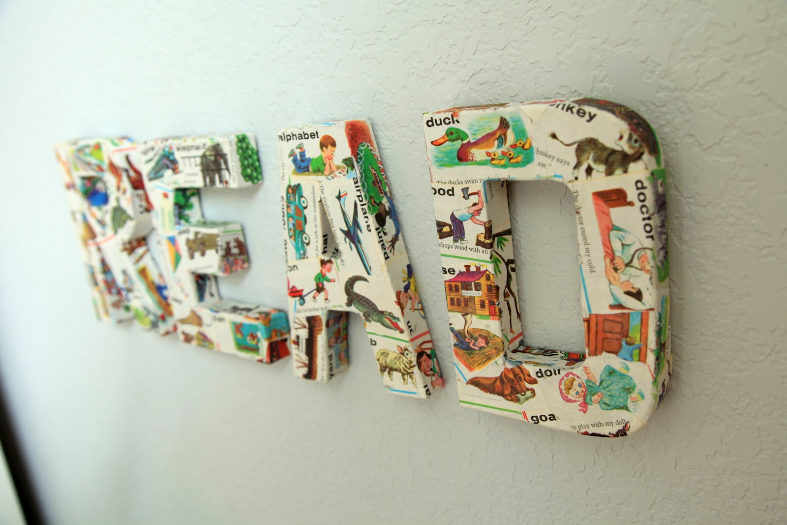 vintage pretty: DIY READing Corner for a toddler