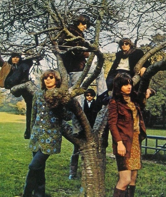 Talk From The Rock Room Jefferson Airplane Loves You"Sweeping Up the