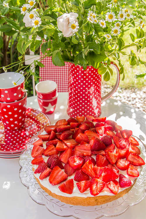 Amalie loves Denmark Erdbeertorte mit Lemon Curd Amalie loves Denmark Erdbeertorte mit Lemon Curd